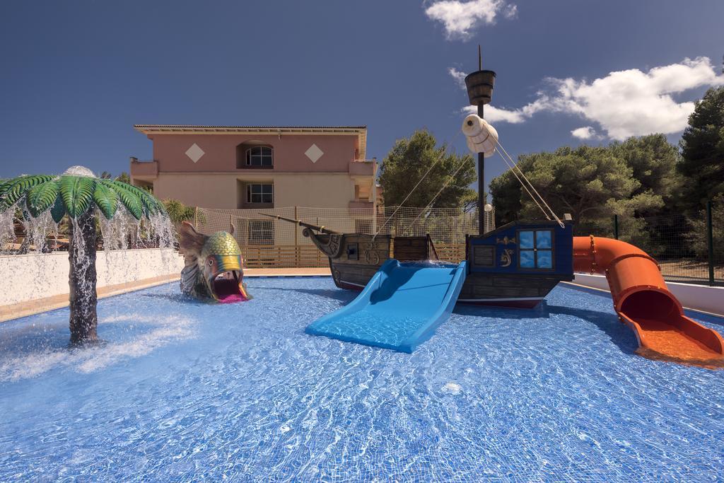 Aparthotel Green Garden Cala Ratjada  Buitenkant foto