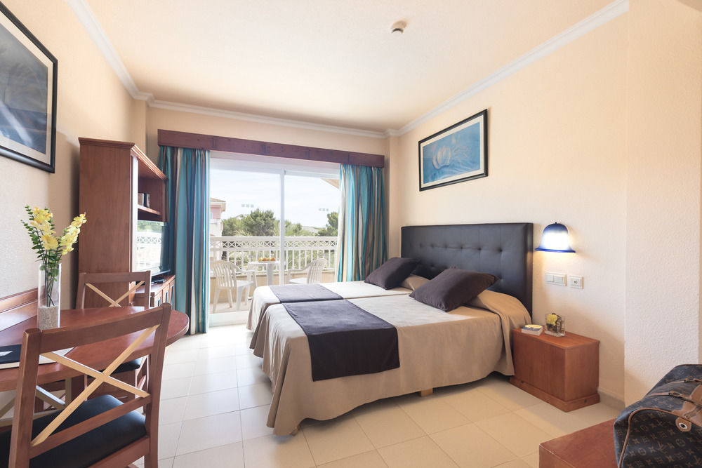 Aparthotel Green Garden Cala Ratjada  Buitenkant foto